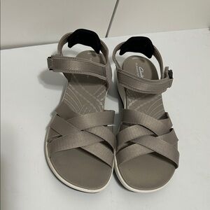 Clarks Women's Taupe Strappy Sandals